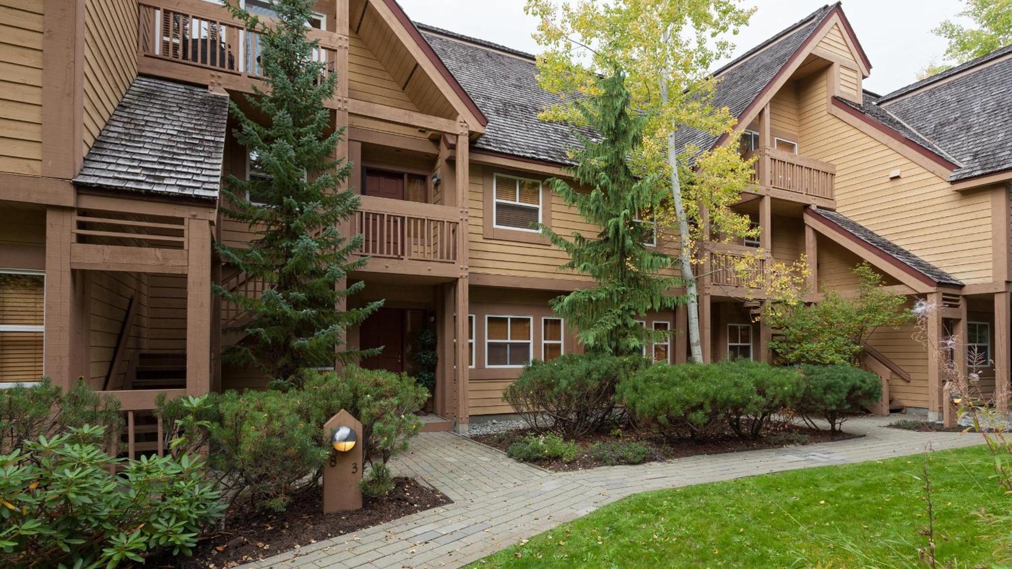 Alpine Greens 8 | Bright Townhome Near Blackcomb, Walk Or Shuttle To Skiing, Secure Parking Whistler Exterior foto